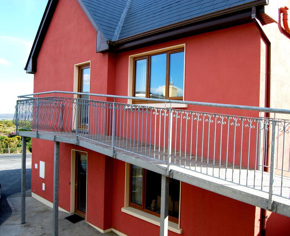 Achill Lodge Guest House Bunacurry Exterior photo